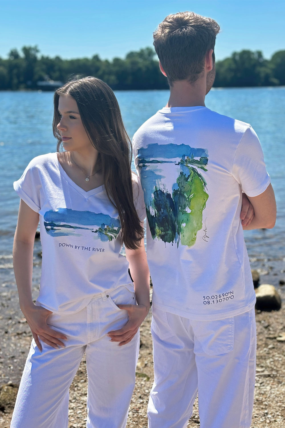 T-Shirt DOWN BY THE RIVER